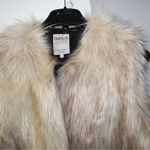 ZARA FUR VEST - Picture 4 of 9